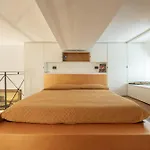Portello Square Lux *