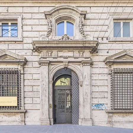 Portello Square Lux Genoa