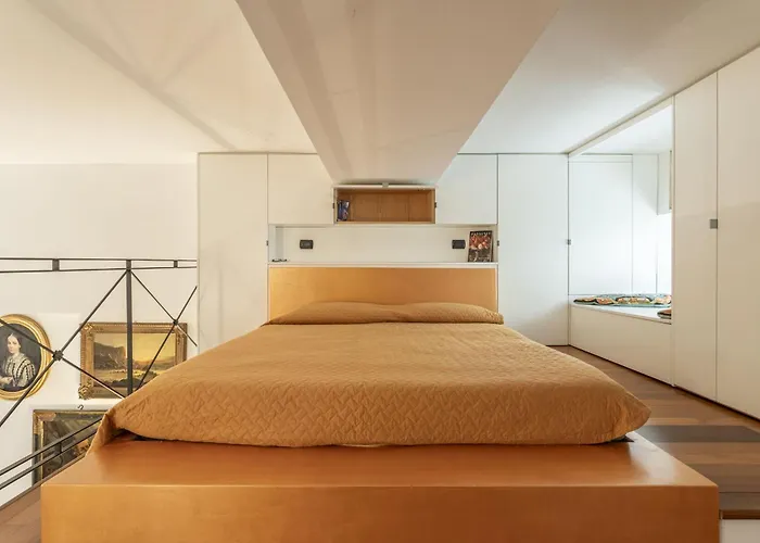 Portello Square Lux *